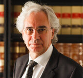 La trivialización de la profesión de abogado Sebastià Frau i Gaià