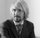 El intrusismo profesional en la abogacía y el grado en derecho: en casa de herrero, cuchillo de palo Borja García Rato