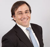 A veces, lo absurdo es la consecuencia esperable de algo caótico Miguel Aparicio Hackett