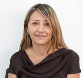 El caso del grupo británico Lloyds Banking Group (LBG) en el Reino Unido y del grupo Bankia en España Paola Riveros