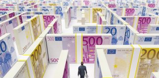 ¿A quién le corresponde acreditar la condición de consumidor? Laberinto de billetes