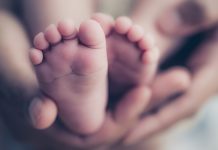 ¿Es posible denegar una excedencia por cuidado de hijo cuando el trabajador la solicita para trabajar en otra empresa?