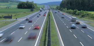 Retoques a la normativa de tráfico y seguridad vial: el gato debe estar en algún tejado