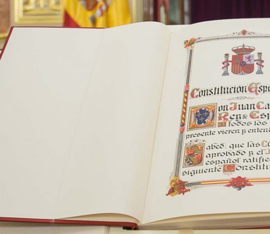 Interpretemos y desarrollemos la constitución española de 1978 antes de pensar en refomarla