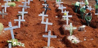 Las muertes por coronavirus en todo el mundo superan el millón