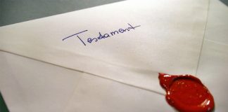 La Audiencia de A Coruña anula el testamento de una mujer ingresada en una residencia a pesar de no estar incapacitada judicialmente