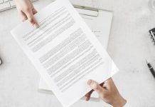 ¿Es necesario reiterar la petición de reincorporación al trabajo después de una excedencia para que se tenga presente?