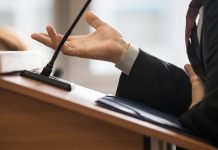 Las cualidades de un buen abogado litigante para interrogar a un perito