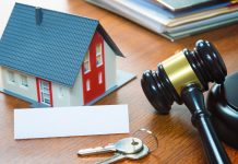 Prohibido desahuciar: suspensión desahucios y lanzamientos durante el estado de alarma Casita, llaves y mazo