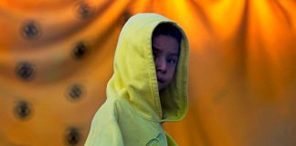 EE.UU. se mueve para acelerar la liberación de niños migrantes no acompañados