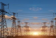 Nueva regulación para los derechos de acceso y conexión a redes eléctricas Torres de red eléctrica