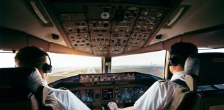 Una huelga organizada por sindicatos de pilotos es una circunstancia extraordinaria que puede eximir a la compañía aérea de pagar compensaciones por cancelación o gran retrasos