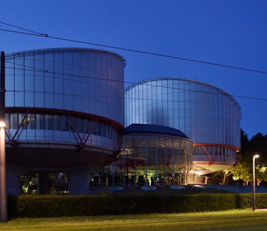 Casada solo por el rito gitano, recurre a Estrasburgo para obtener su pensión de viudedad