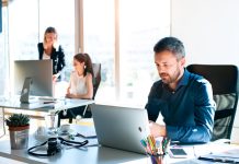 Las principales prioridades de los despachos de hasta tres abogados son aportar valor al cliente (33 %) y la rentabilidad (25 %)