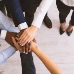 Mala fe del socio que impugna acuerdos sociales adoptados en cumplimiento de un pacto de socios omnilateral