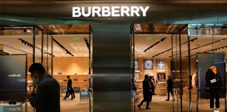 Burberry se convierte en la primera marca de lujo en sufrir la reacción china sobre Xinjiang