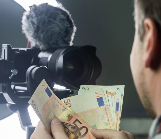 ¿Eres Youtuber, Gamer o Influencer? Tu fiscalidad está en juego