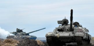 Rusia y Ucrania realizan ejercicios militares, la OTAN critica la acumulación de tropas rusas