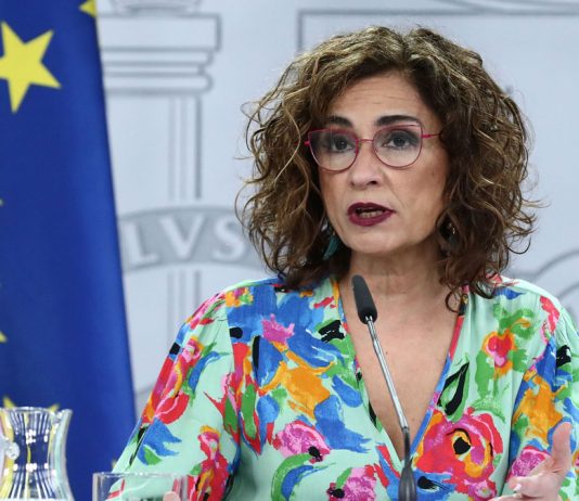 El Gobierno aprueba un paquete de medidas en materia de ciberseguridad para el sector público Mª Jesús Montero