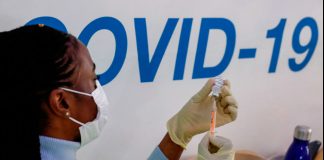 Llegan a los juzgados las discrepancias de padres divorciados sobre si vacunar o no a sus hijos contra el Covid-19