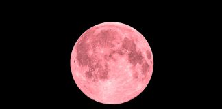 Utilización de los recursos naturales del espacio exterior: acuerdo sobre la Luna Luna rosa