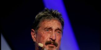 El magnate del software John McAfee muere en España por suicidio, dice un abogado
