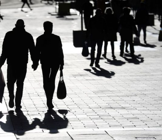El TSJCV anula cinco artículos de la ordenanza de convivencia cívica de Alicante