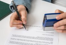 ¿Cuándo se celebra el contrato a efectos del régimen transitorio de la reforma laboral?