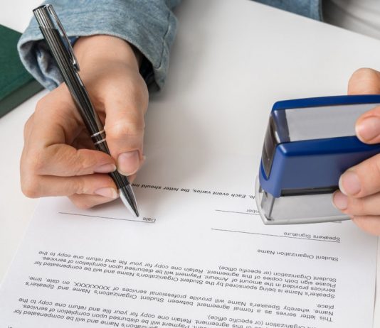 La validez de un contrato de compraventa de participaciones sociales que no se eleva a público