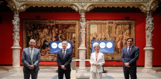 Ibercaja, Mazars y Silo se unen para ofrecer asesoramiento a las empresas sobre los fondos europeos Antoni Bover, presidente de Mazars España; Víctor Iglesias, consejero delegado de Ibercaja Banco; Mª Teresa Fernández, directora del Área de Banca de Empresas de Ibercaja Banco, y Antonio López, consejero delegado de Silo