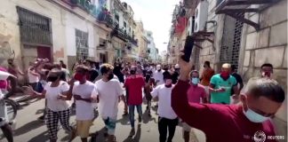 Cuba arresta a activistas mientras el gobierno culpa de los disturbios a la interferencia de Estados Unidos