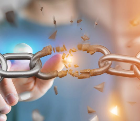 Rompiendo las cadenas: la mirada lateral