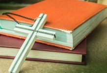 La prohibición de símbolos religiosos en el puesto de trabajo: política de empresa y derechos del trabajador