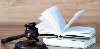 La Audiencia de Gipuzkoa estima que la abogacía de oficio ejerce una función pública en el caso de un letrado que fue agredido