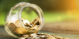 La empresa no puede prohibir unilateralmente las propinas