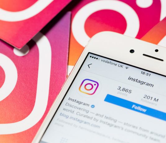 Publicar un vídeo en Instagram insultando a la expareja quebranta la medida de prohibición de comunicación