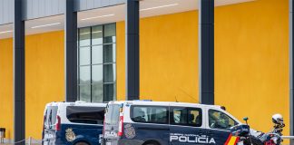 El TS suspende cautelarmente la causa de exclusión de lentes intraoculares para ingreso en la Policía Nacional