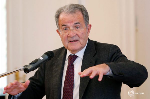 El ex primer ministro italiano Romano Prodi pronuncia una conferencia en Moscú, Rusia, el 17 de marzo de 2016. REUTERS/Maxim Zmeyev/Foto de archivo