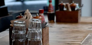 Condena a una compañía de seguros a indemnizar a un bar por el cierre por la Covid