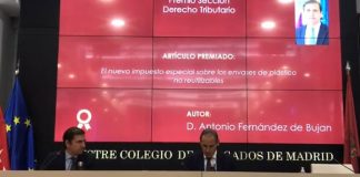 Antonio Fernández de Buján y Arranz, galardonado con el Premio Secciones 2020 del ICAM (Sección de Derecho Tributario) por su trabajo “El nuevo impuesto especial sobre los envases de plástico no reutilizables”