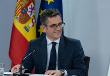 Prorrogada la rebaja fiscal sobre la electricidad y las mascarillas Félix Bolaños