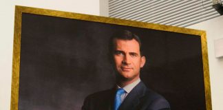 Los Ayuntamientos tienen que poner el retrato del Rey en el Salón de Plenos