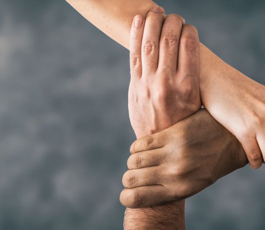 Reivindicación de la gratitud desde la estima, la ironía y el Título I del Código Civil