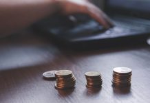 ¿La empresa puede suprimir la compensación por comida de los trabajadores con jornada partida cuando teletrabajen?