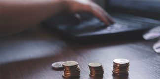 ¿La empresa puede suprimir la compensación por comida de los trabajadores con jornada partida cuando teletrabajen?