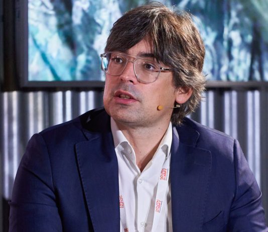 Podcast entrevista al socio de ECIJA Alejandro Touriño: “En el despacho hay tareas que ya no tiene sentido hacerlas sin valernos de la tecnología”