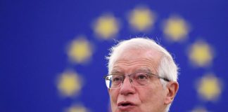 «Europa está en peligro»: alto diplomático propone doctrina militar de la UE El jefe de política exterior de la UE, Josep Borrell, pronuncia un discurso durante un debate sobre el futuro de las relaciones entre la UE y Estados Unidos como parte de una sesión plenaria en el Parlamento Europeo en Estrasburgo, Francia, el 5 de octubre de 2021. Frederick Florin/Pool vía REUTERS/Foto de archivo