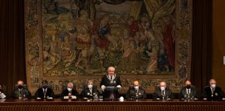 Normación de la Corona y límites del Derecho