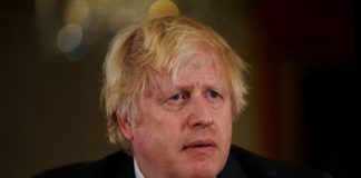 La revuelta conservadora por el COVID frena el duro golpe al primer ministro del Reino Unido, Johnson