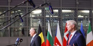 Los líderes de la UE acuerdan nuevas sanciones con Estados Unidos si Rusia invade Ucrania